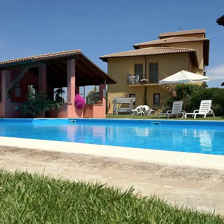 Apart-hotel La Venecca 3*